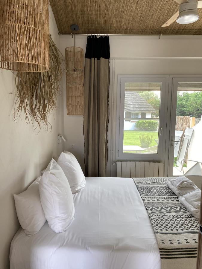 סן-מארי-דה-לה-מאר Hotel Du Pont Blanc מראה חיצוני תמונה