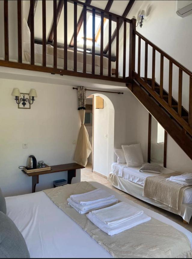 סן-מארי-דה-לה-מאר Hotel Du Pont Blanc מראה חיצוני תמונה